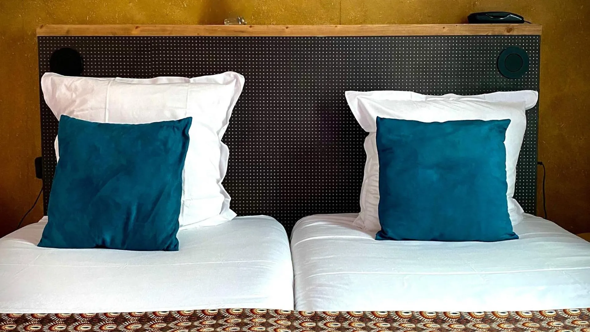 Hotel La Nouvelle République&spa Parigi