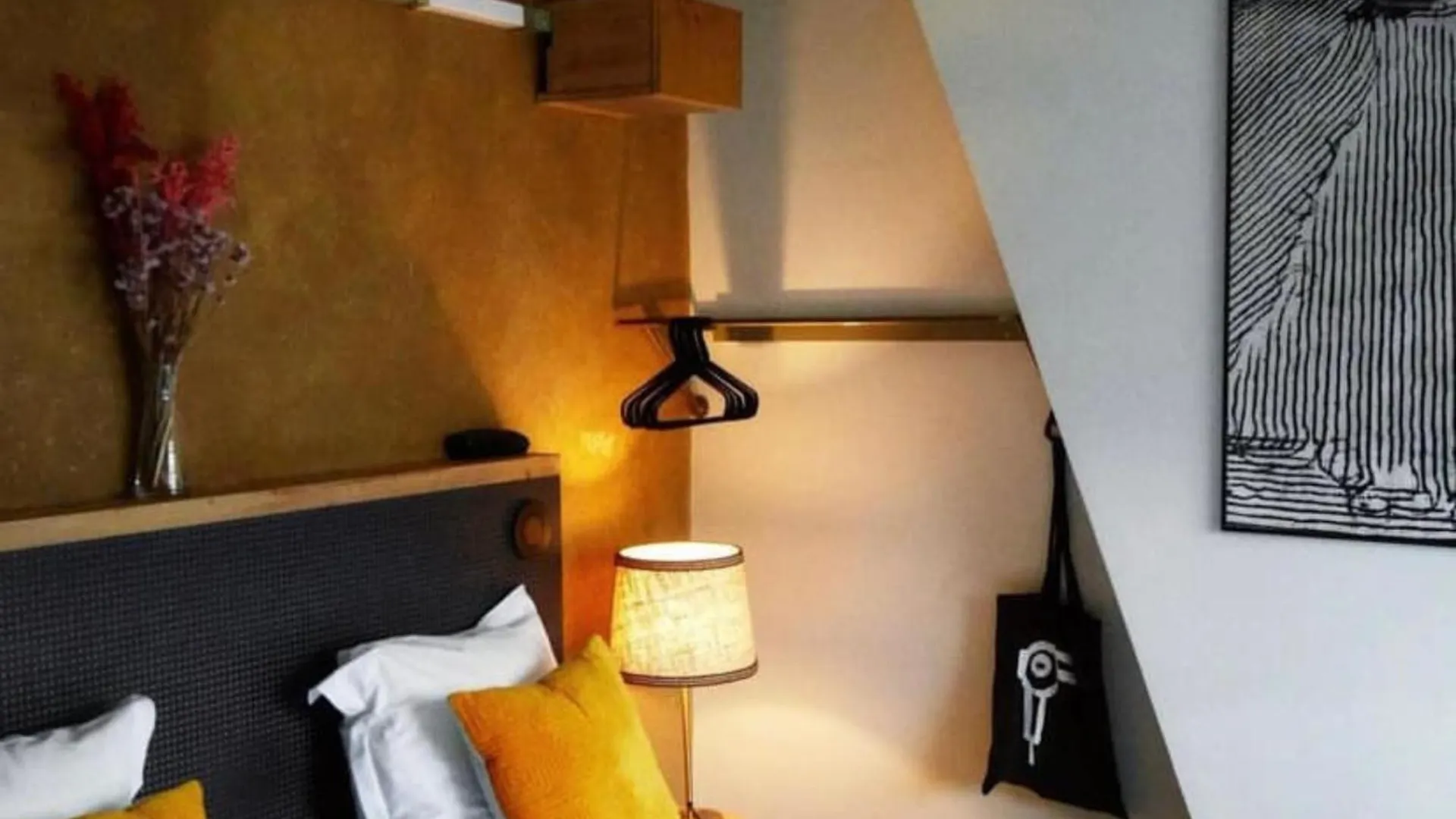La Nouvelle Republique & Hammam Hotel
