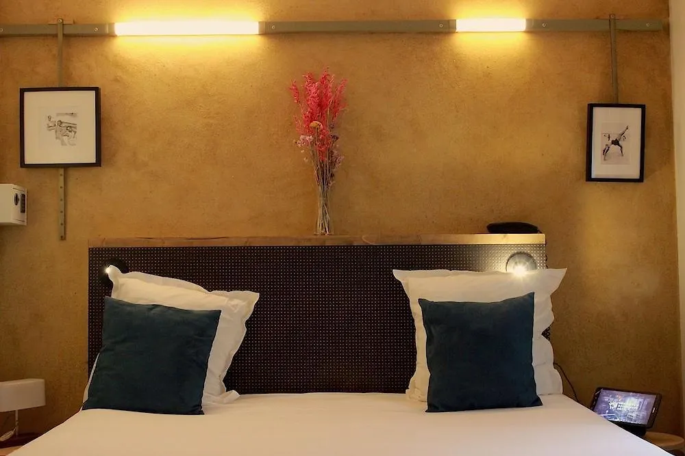 La Nouvelle Republique & Hammam Hotel 3*